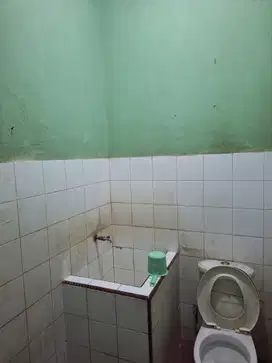 DISEWAKAN RUMAH DI KOMP.KENCANA ASRI JL.KARYA JAYA, DEKAT MERCY