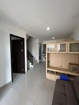 DiSewakan Rumah PIK 2 Milenial 6x12,5 Furnished