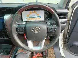 Retrim kulit stir mobil yg terkelupas