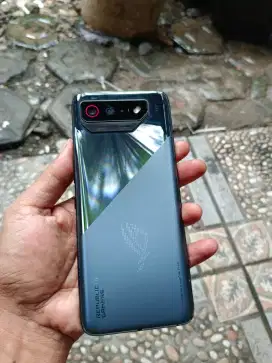 Rogphone 7 ram 8/256