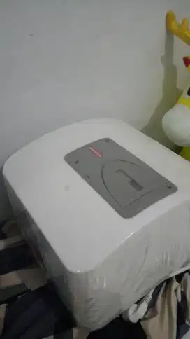 Ariston water heater