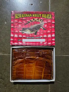 DOMPET KULIT BUAYA ASLI PAPUA MERAUKE