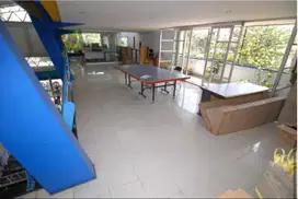 Dijual Gedung/Ruko Lokasi Ciateul Bandung Bentuk Modern Minimalis