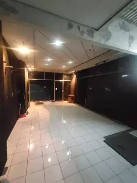 Dijual Rumah/Ruko di Kebon Jati Bandung Siap Pakai