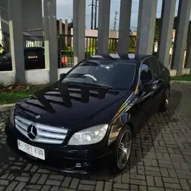 Mercedes-Benz C200 2011 Bensin
