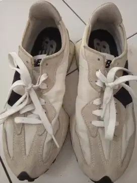 Jual cepat sepatu merk NB