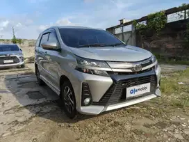 Pajak Panjang TDP 10JT Toyota Avanza 1.5 Veloz Bensin-MT 2021 Silver