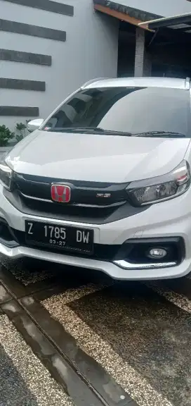 Honda Mobilio RS Matik 2017 mulus putih Km 60rb