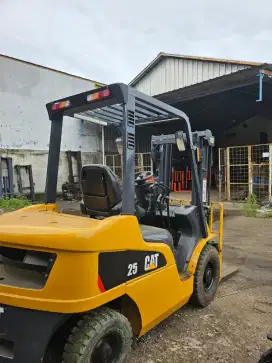 Forklift bekas Berkualitas