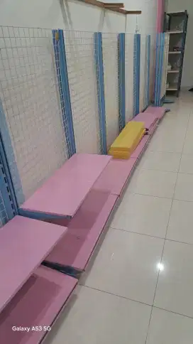 Rak wall gondolo mini market