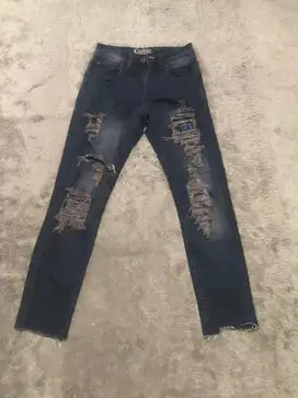 Celana jeans merk Kakoii