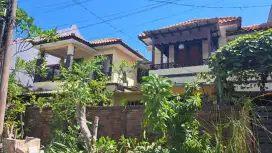 RUMAH DI DAERAH PENJARINGAN SARI, STRATEGIS, NEGO