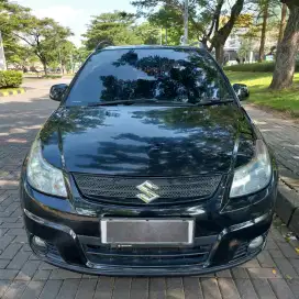 Suzuki SX4 X-Over Matic 2007 CBU Hitam