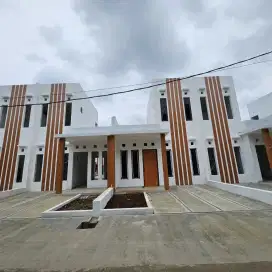 Rumah 2 lantai  siap huni murah