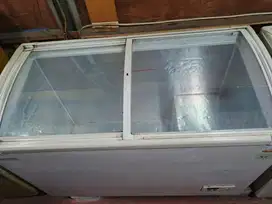 Dijual Freezer Daimitsu