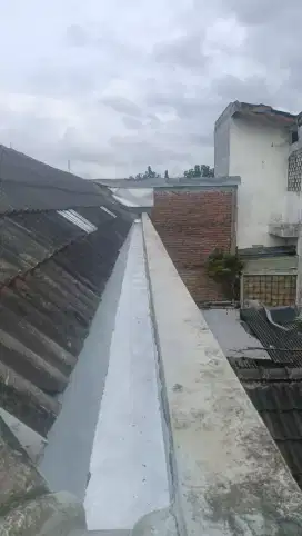 Pemborong/Tukang talang dan atap