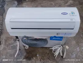 AC midea r410a 1/2pk+pasang garansi Bandung