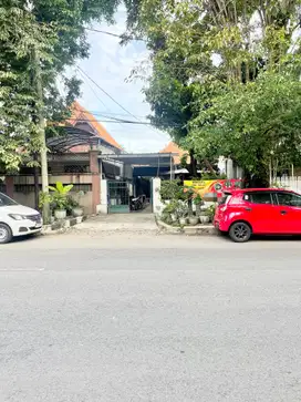 Jual Rumah jalan Musi di pusat kota startegis komersil area