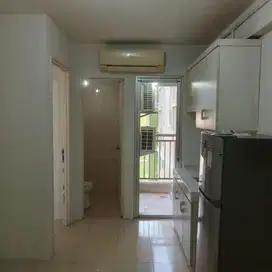 Apartement Kalibata City 2BR DAN 1 KM SEMI FURNISHED