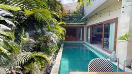 Freehold - Luxurious 2-Bedroom Tropical Villa in Premier Canggu Locati