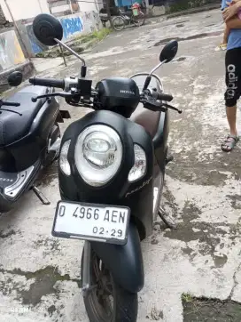 Jual Scoopy 2024