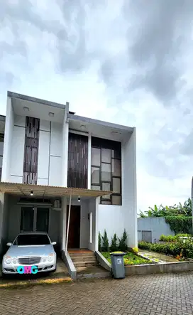 Rumah minimalis semi furnished Belle Legoso Residence, Ciputat Timur