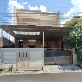 Rumah Tengah Kota Batan Miroto Dekat Jl. Thamrin dan Paragon