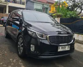 Kia grand sedona ultimate 2018