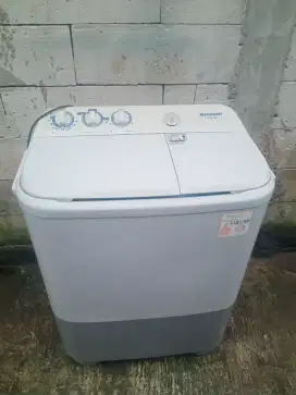 Mesin cuci 2 tabung sharp 7,5 kg normal siap pakai nego tipis