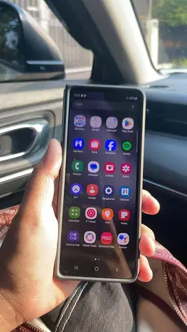 Samsunh Z fold 5 12/512