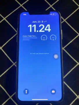 iPhone x 64gb GARANSI IBOX 
Hp, Carger dan kotak lengkap