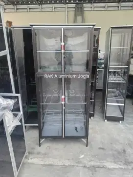 Rak piring box 70 cm hitam bawah keramik