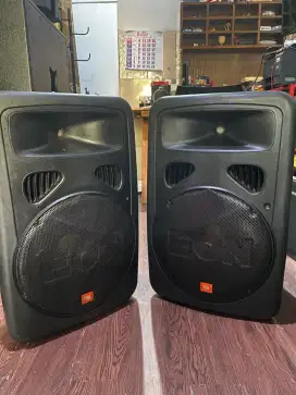 Speaker aktif JBL eon 15in