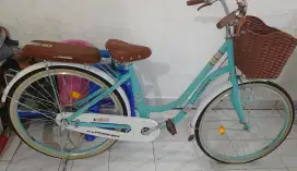 JUAL SEPEDA CEWEK DEWASA LIKE NEW