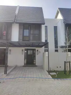 Disewakan Rumah Amesta Living 2 lantai siap huni