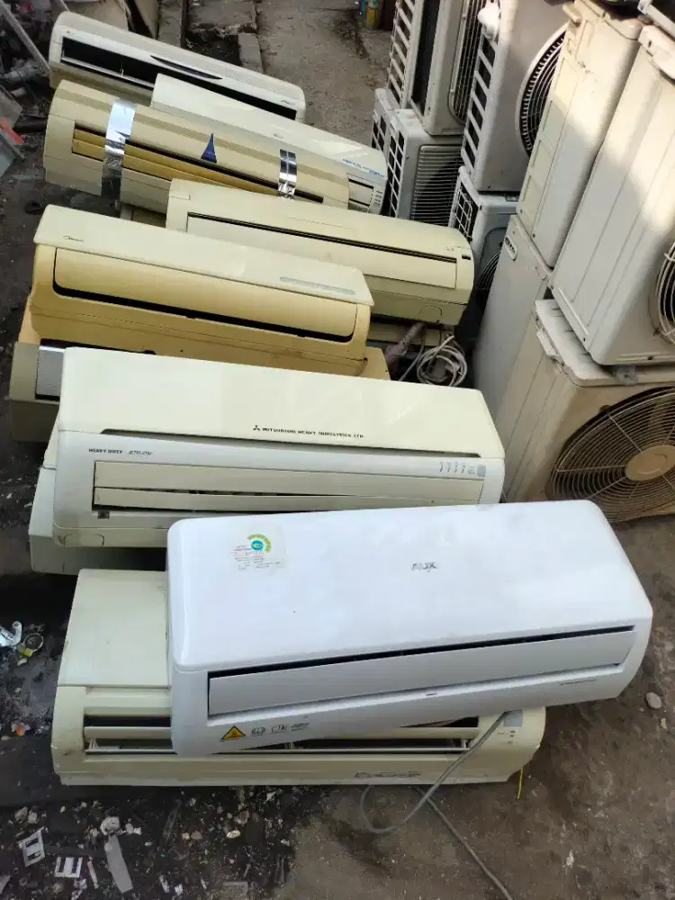 Tampung lelangan AC bekas dan rusak