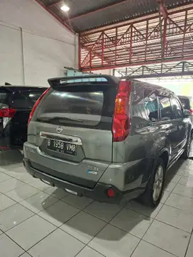 Nissan X-Trail 2010 Bensin