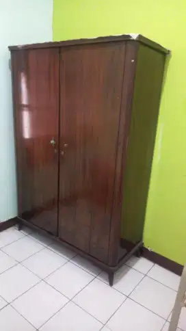 Lemari Jati Antik. SALE