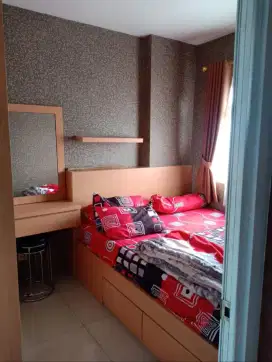 Di Sewakan Unit Bulanan Green Pramuka City Apartemen