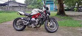 Mv Agusta Brutale 675, low Km, Bisa tukar tambah