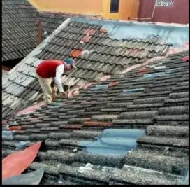Jasa perbaikan atap bocor, talang air, dan dak rembes