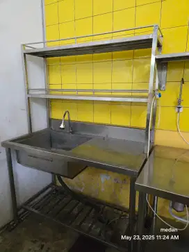Bar set meja stainless cafe bekas