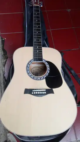 Gitar merek cort
