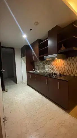 Jual cepat Apartemen Empyreal BU