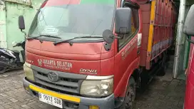 Toyota Dyna 110ft 2014