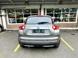 Nissan Juke RX 2011 grey interior rapi