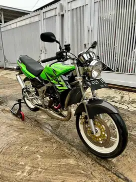 Kawasaki ninja ss 2012