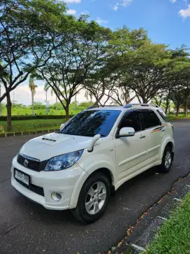 Murrraaaah Toyota Rush G Manual 2014 cakepp !!!