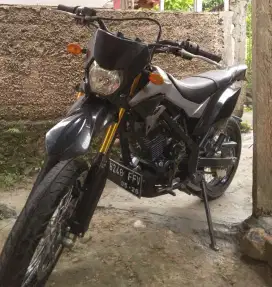 Jual motor Kawasaki KLX 150, th 2021