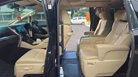 TOYOTA ALPHARD 2500 G AT KM 59.000 sangat terpelihara, pemakai